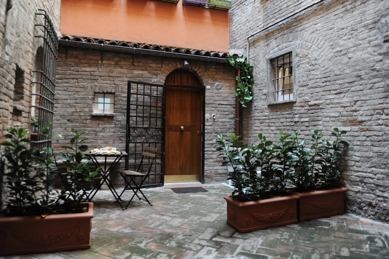 Oberdan Apartment Bologna Kültér fotó